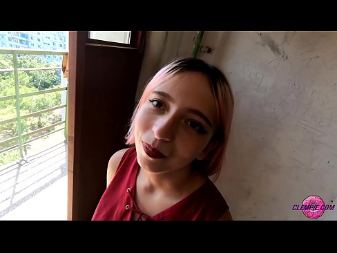 ❤️ Student Sucks a Stranger Sensually in the Backstreet - Face Cumming ❤️❌ Απλά πορνό